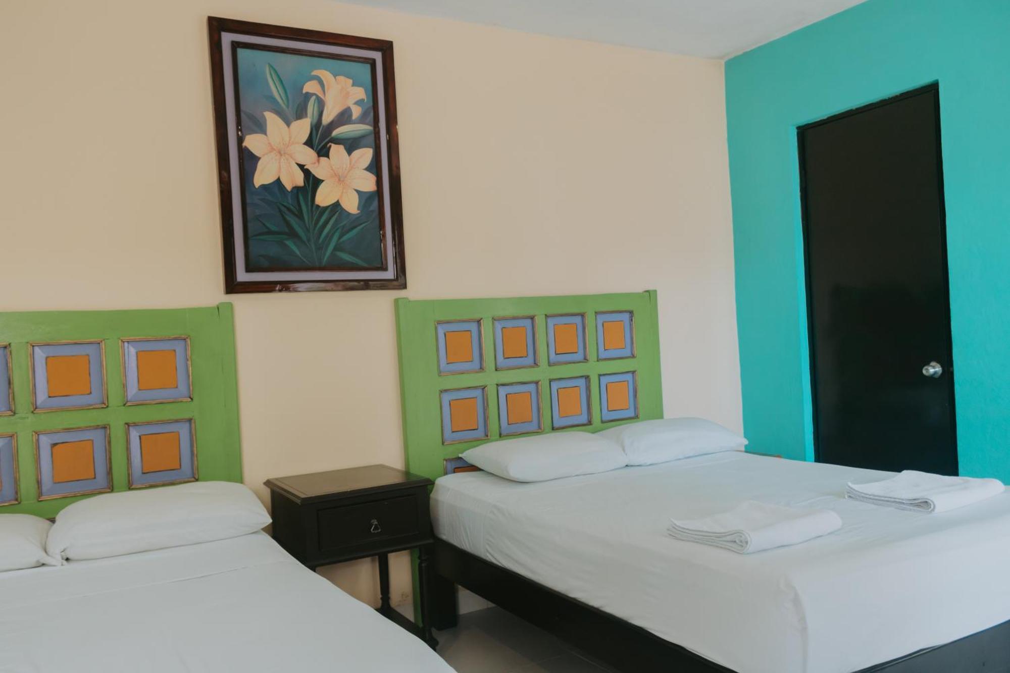 Hostal Tunich Naj & Hotel Valladolid  Bagian luar foto