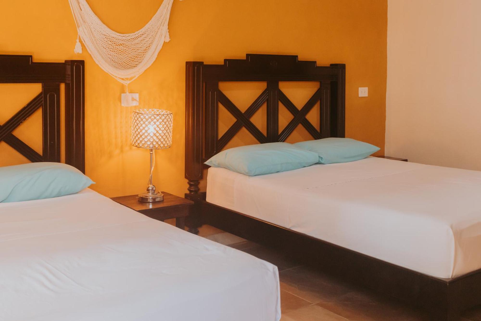 Hostal Tunich Naj & Hotel Valladolid  Bagian luar foto
