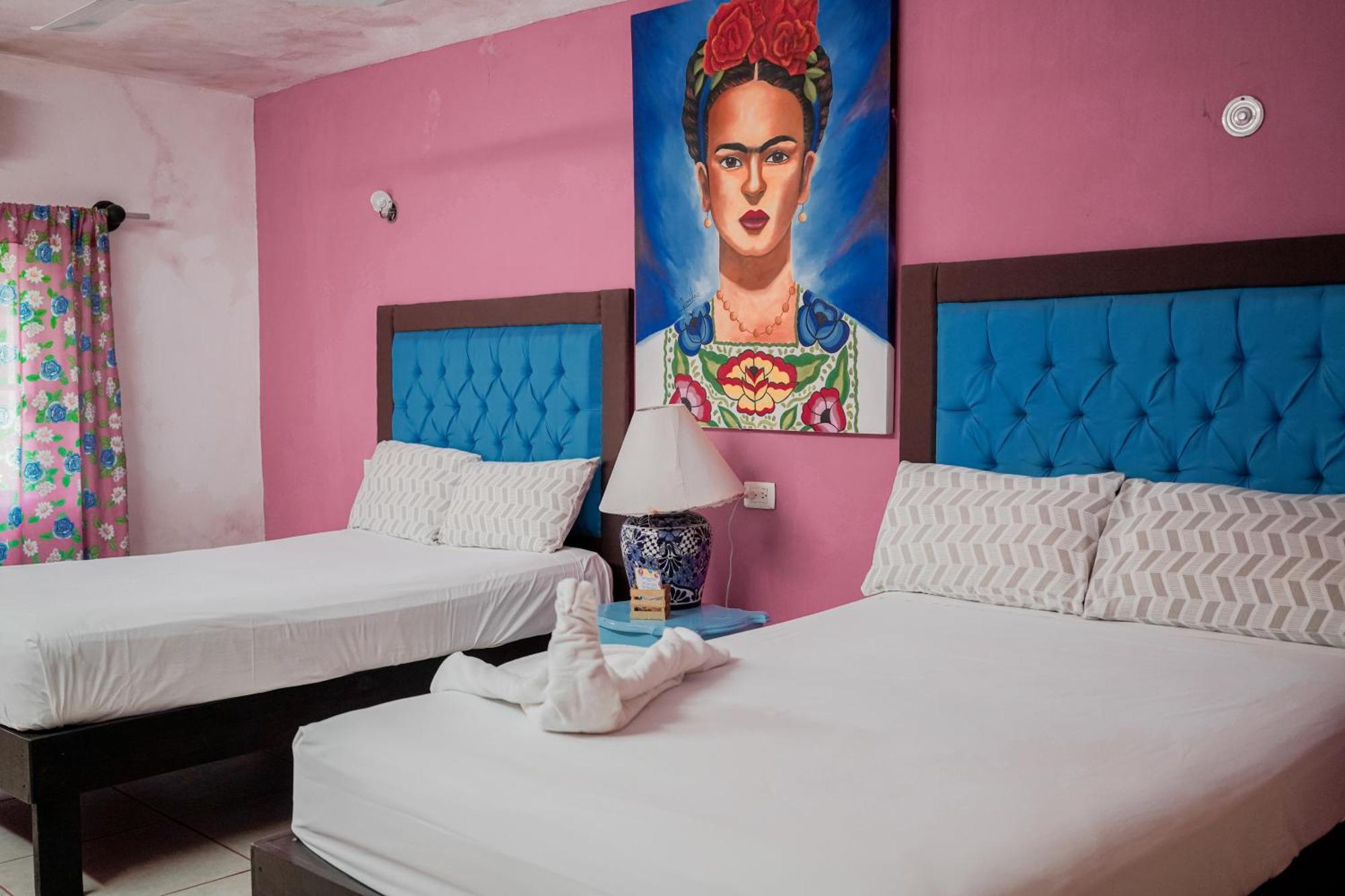 Hostal Tunich Naj & Hotel Valladolid  Ruang foto